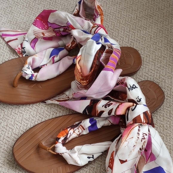 Stylish Henri Bendel Brown Sandals with Izak Colorful Scarf Ties - Picture 2 of 2